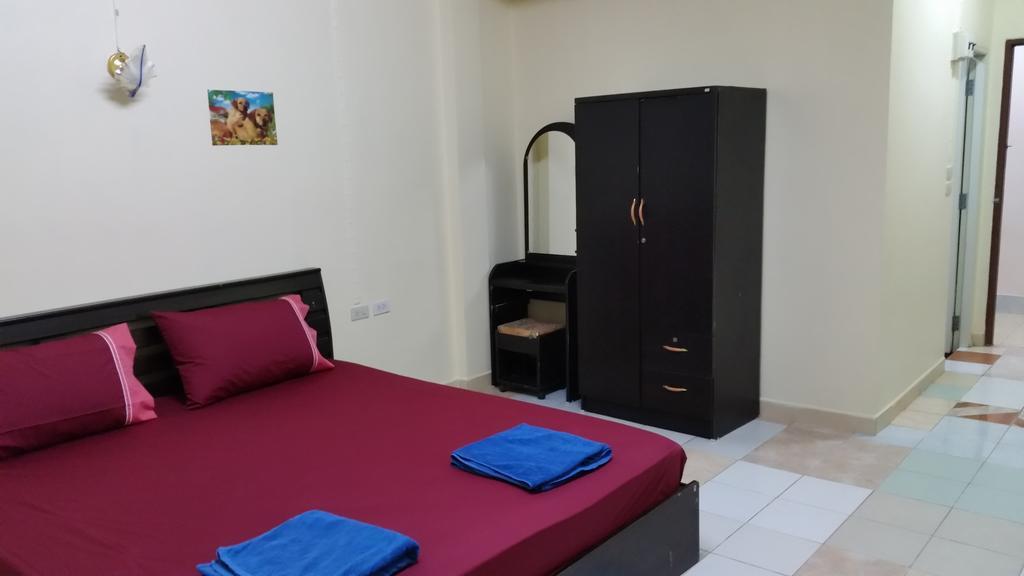 Sunsets Apartment Patong